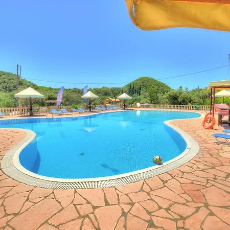 Апарт-отель Mermaid Pool And Bar 4*