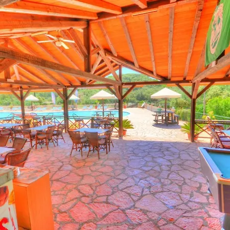 Mermaid Pool And Bar Апарт-отель