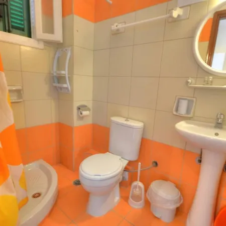 Mermaid Pool And Bar 4*