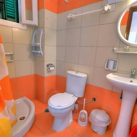 Apartmanhotel Filoxenia And Mermaid Pool Paleokasztríca