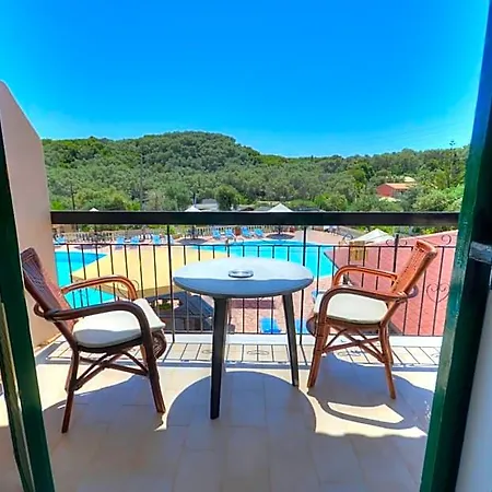 Filoxenia And Mermaid Pool 4* Παλαιοκαστρίτσα