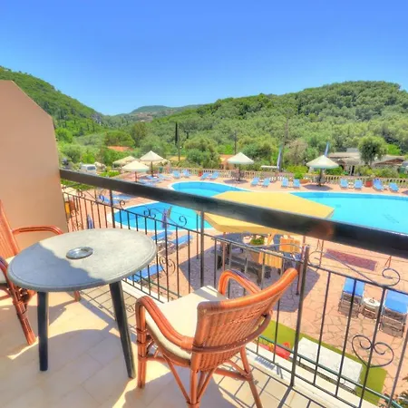 Mermaid Pool And Bar 4* Палеокастрица