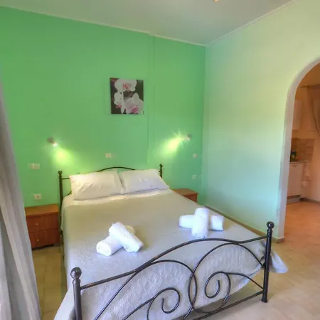 Mermaid Pool And Bar باليوكاستريتسا