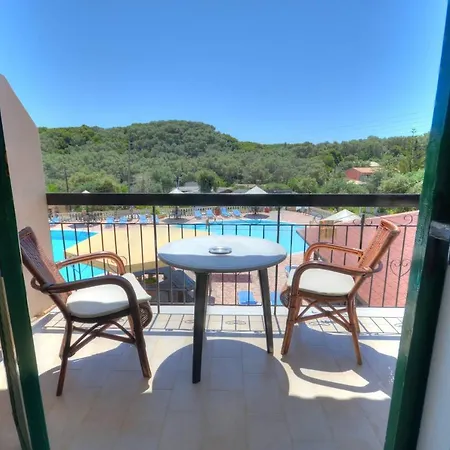 Mermaid Pool And Bar باليوكاستريتسا