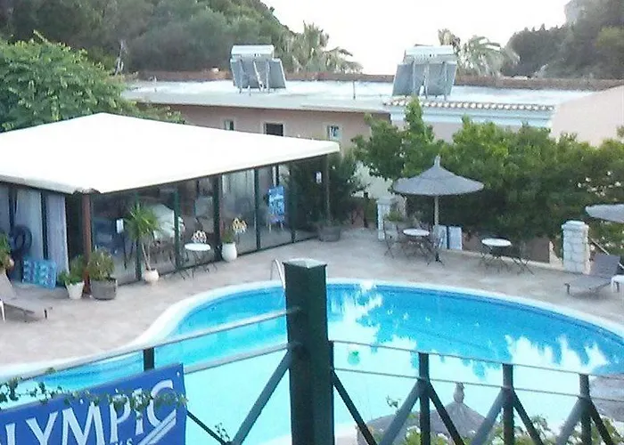 Lejlighedshotel Mermaid Pool And Bar Paleokastritsa